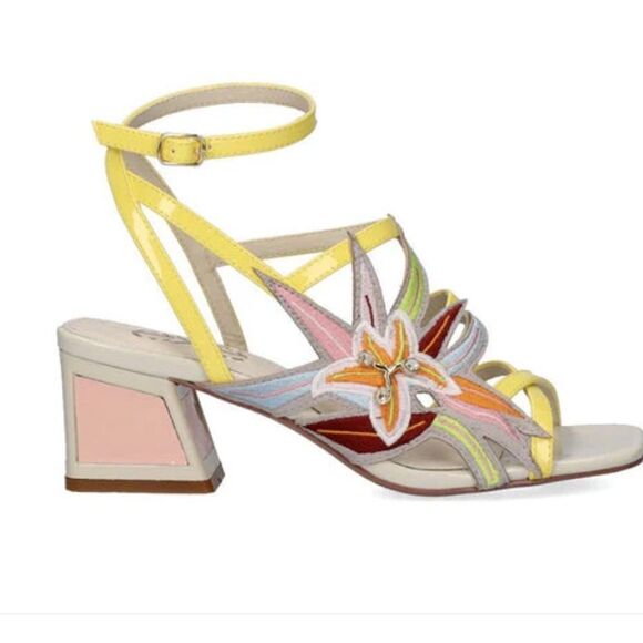 EXE LUISA Block Heel Sandals(Size 39) - Picture 3 of 10